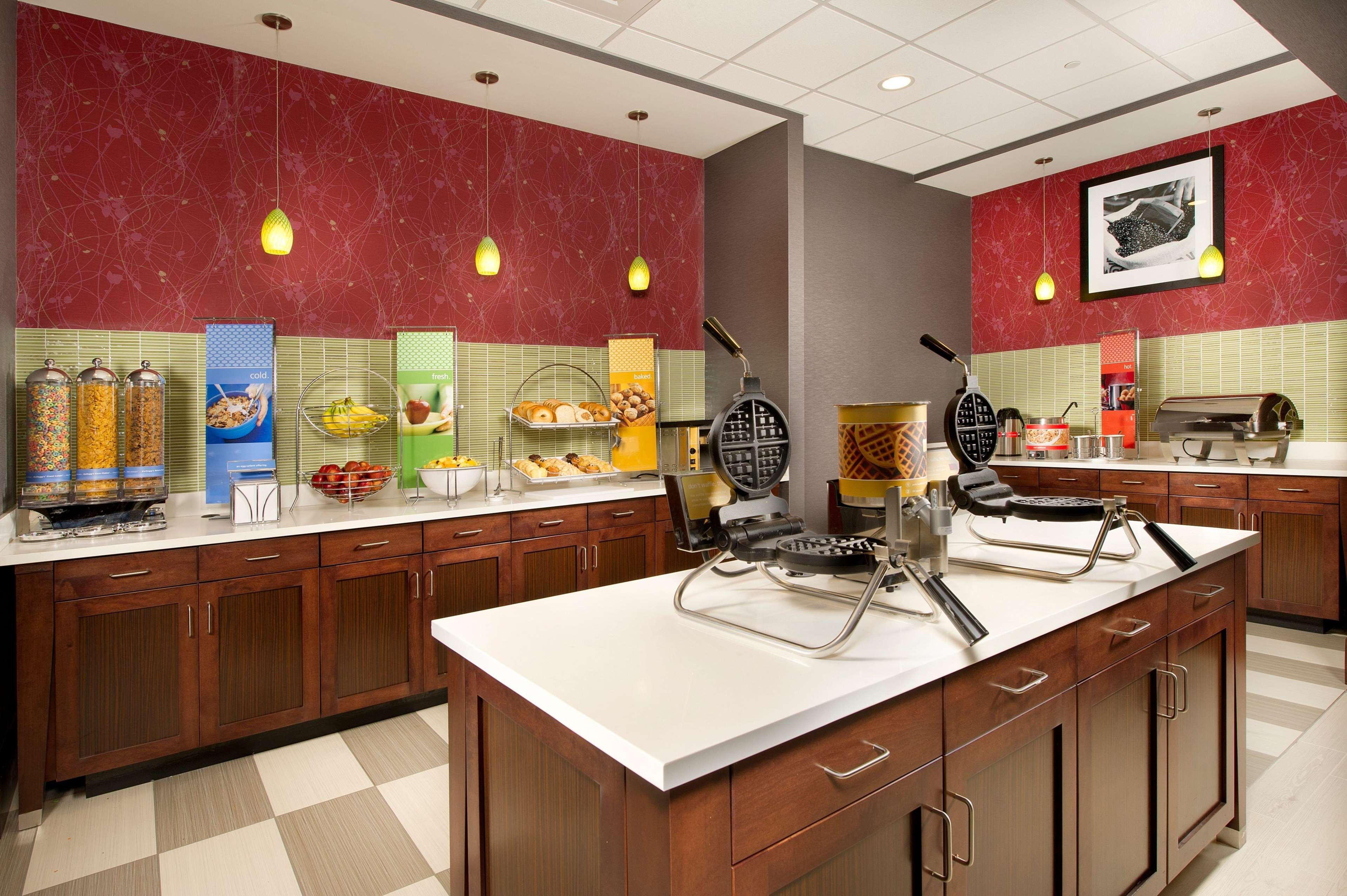 Hampton & Chattanooga/hamilton Place 3*