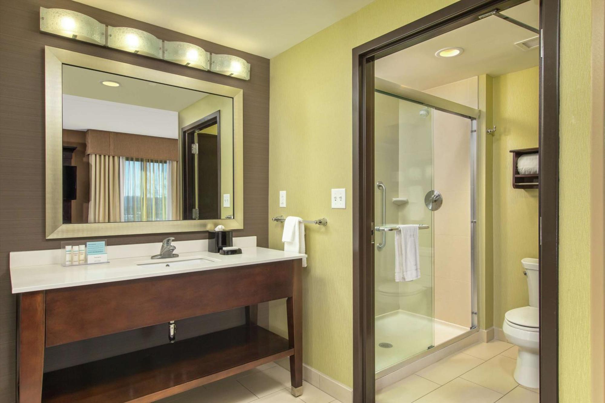 Hampton & Chattanooga/hamilton Place Hotel Chattanooga