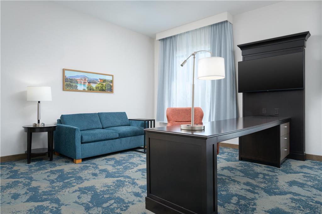 Hampton & Chattanooga/hamilton Place Hotel